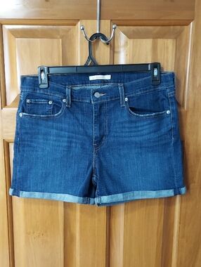 🆕 Levi's Red Tag Dark Blue Denim Cuffed Jean Shorts, Stretch, Size 32, Like New